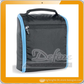 custom logo Large nylon wash bag with a wide opening lid flap